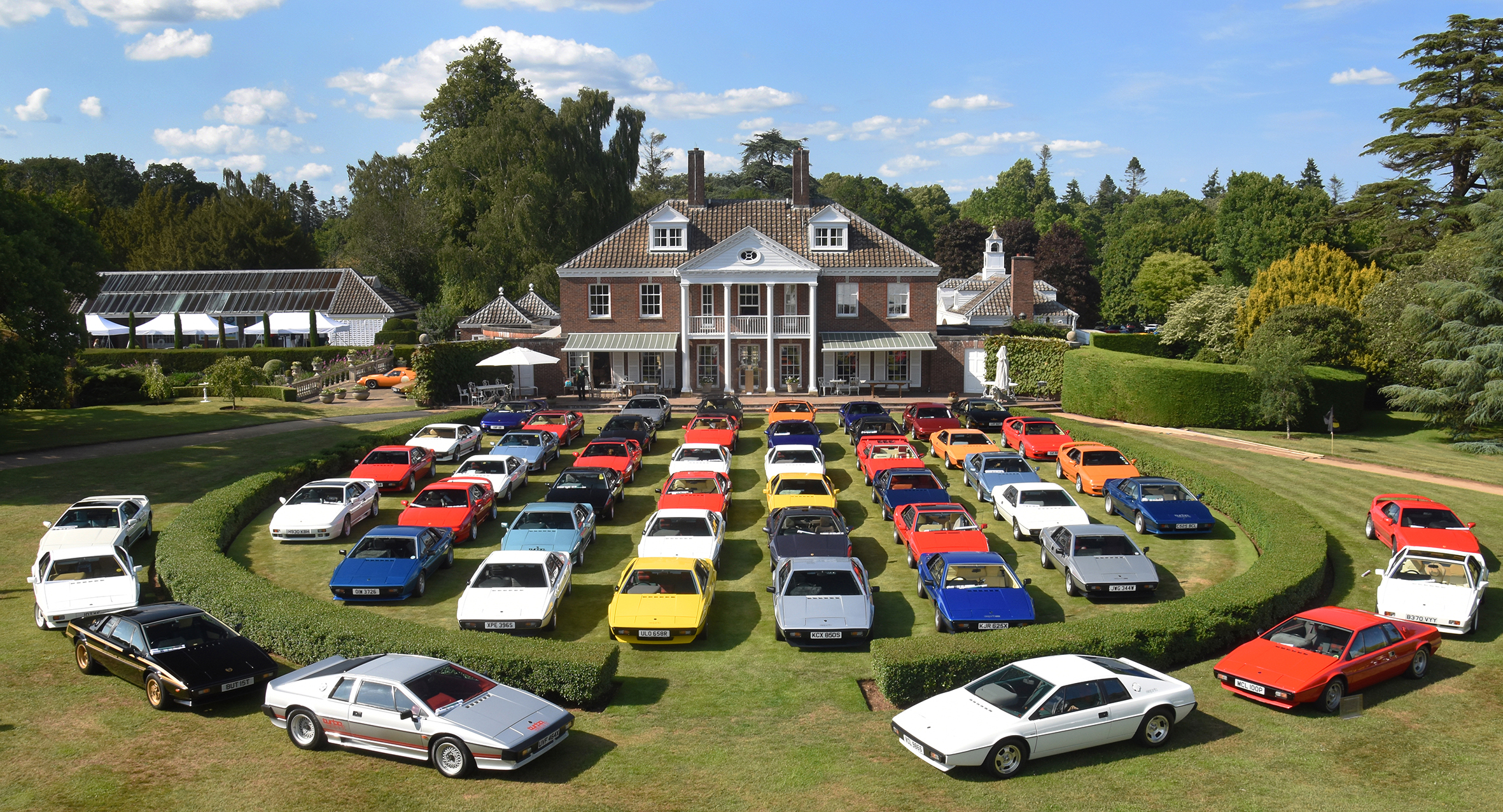 Esprit stars at 2025 Garden Party