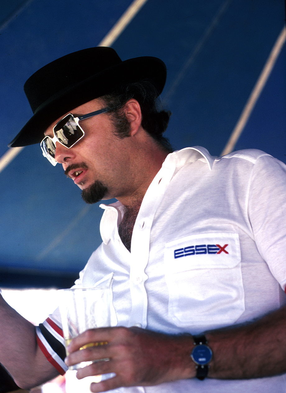 Team Lotus legendary sponsor dies