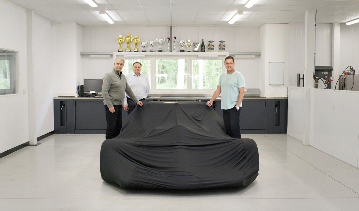 CLASSIC TEAM LOTUS & MEMENTO EXCLUSIVES PARTNERSHIP