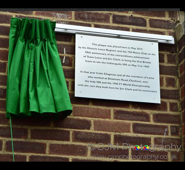 Plaque unveiled at Cheshunt