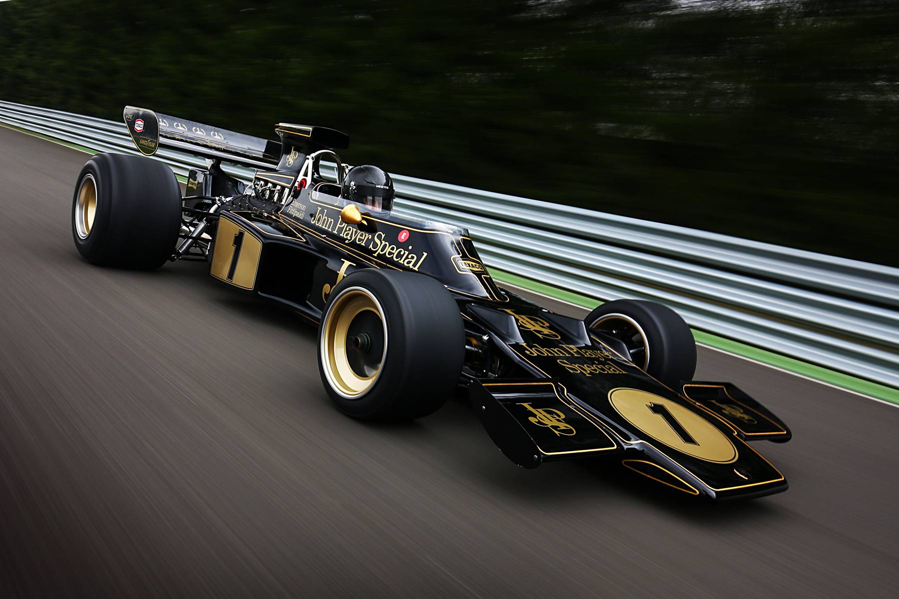 Lotus f1 car